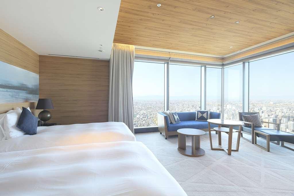 นาโกยา ปริ้นซ์ โฮเต็ล สกาย ทาวเวอร์ Hotel นาโกย่า ห้อง รูปภาพ A guest room at the hotel