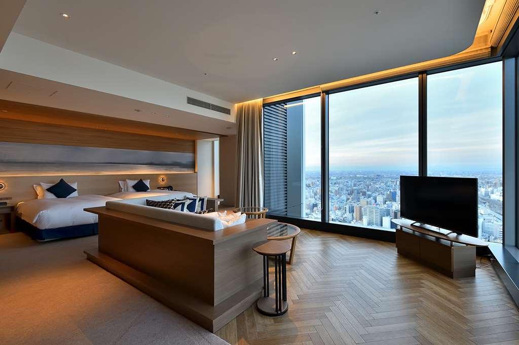 นาโกยา ปริ้นซ์ โฮเต็ล สกาย ทาวเวอร์ Hotel นาโกย่า ห้อง รูปภาพ A guest room at the hotel