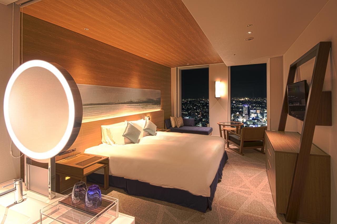 นาโกยา ปริ้นซ์ โฮเต็ล สกาย ทาวเวอร์ Hotel นาโกย่า ภายนอก รูปภาพ A room at the hotel